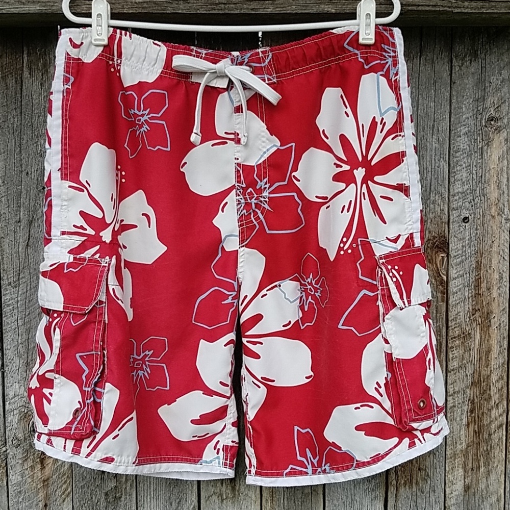 Industrial Exchange men's medium shorts